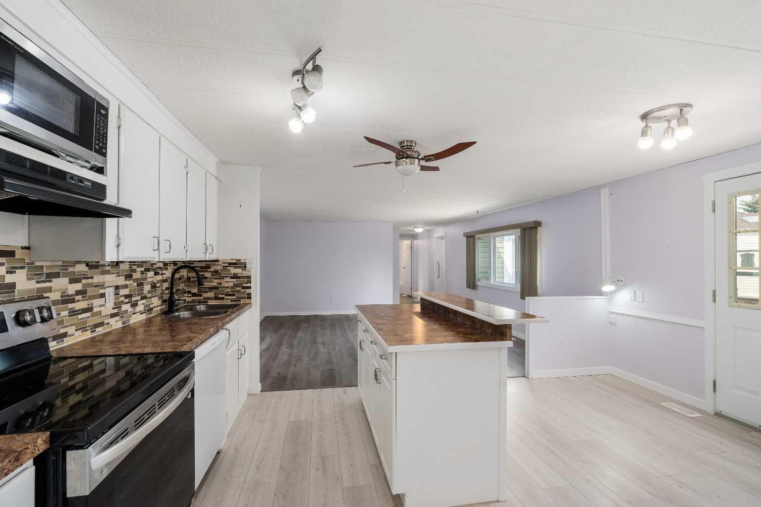 34 Burroughs Place NE — photo 4