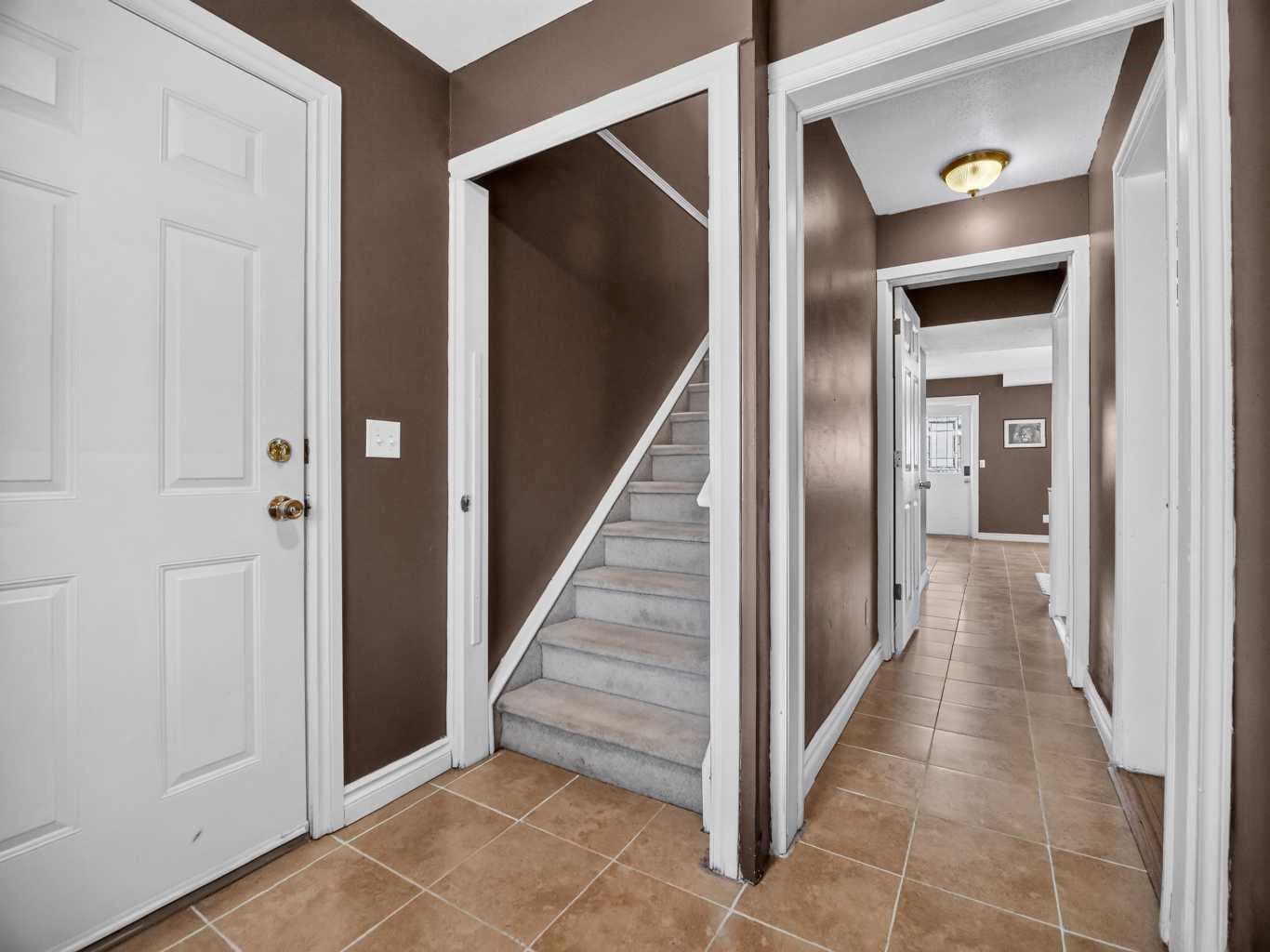 285 Fresno Place NE — photo 3