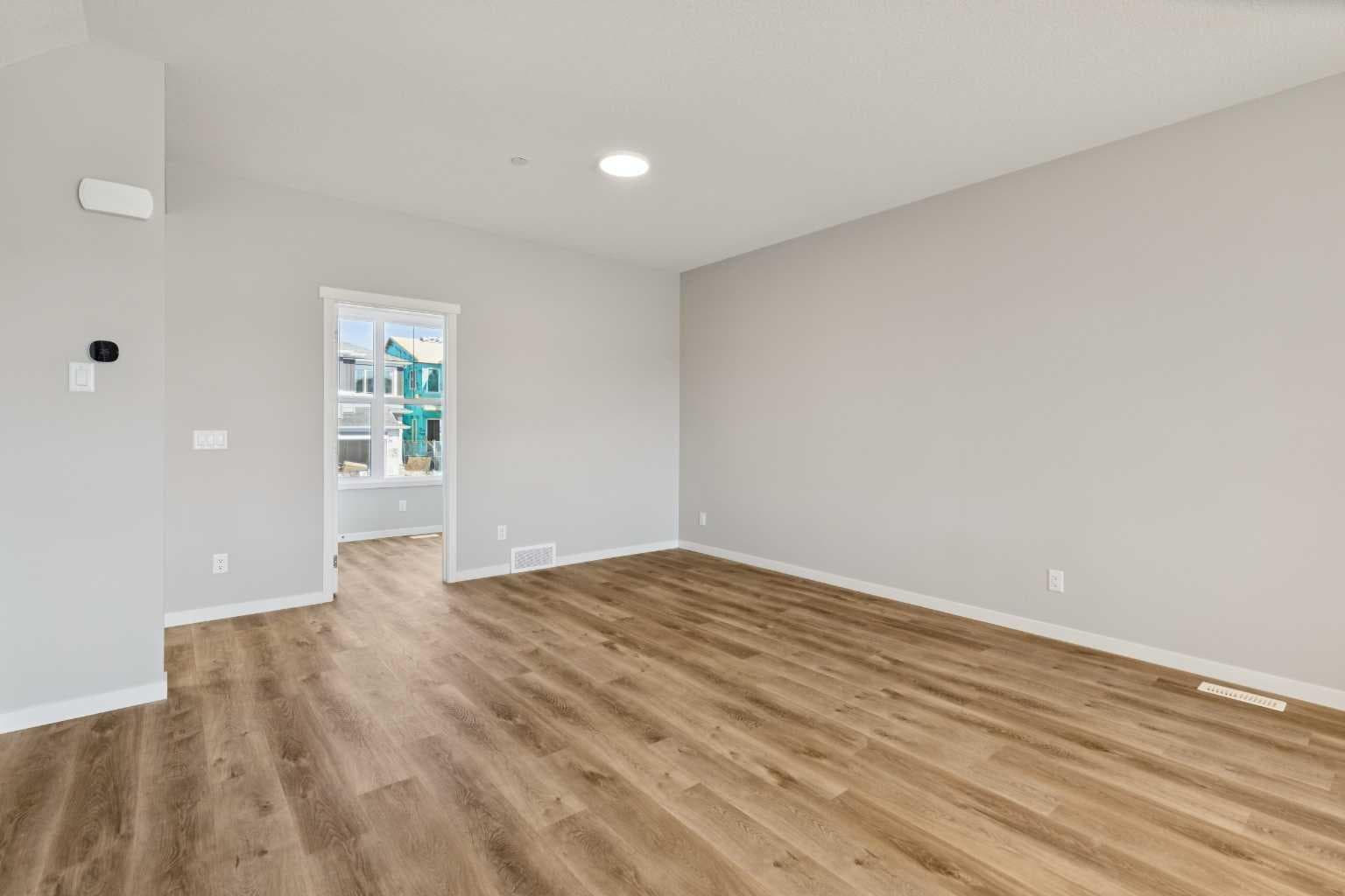 471 Hotchkiss Manor SE — photo 5