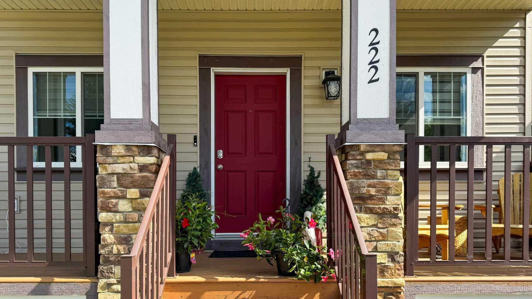 222 Copperpond Boulevard SE — photo 4