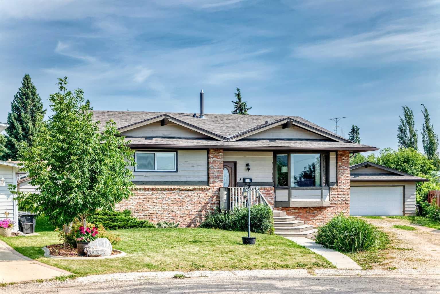 3 43 Avenue Close — photo 3