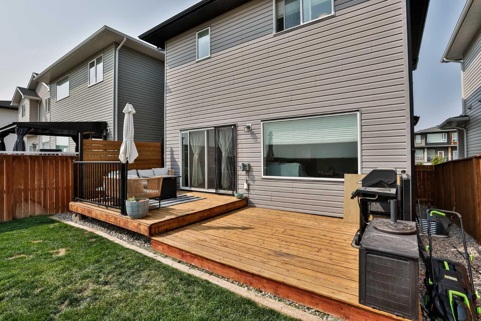 962 Miners Boulevard W — photo 3