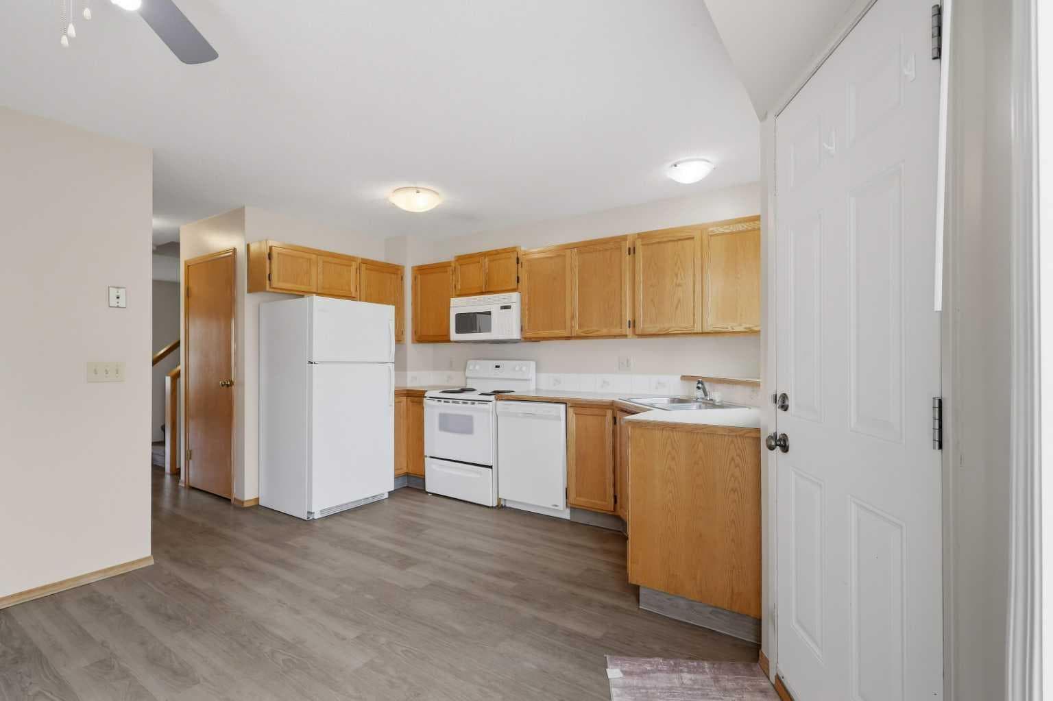 5414 45 Street — photo 5
