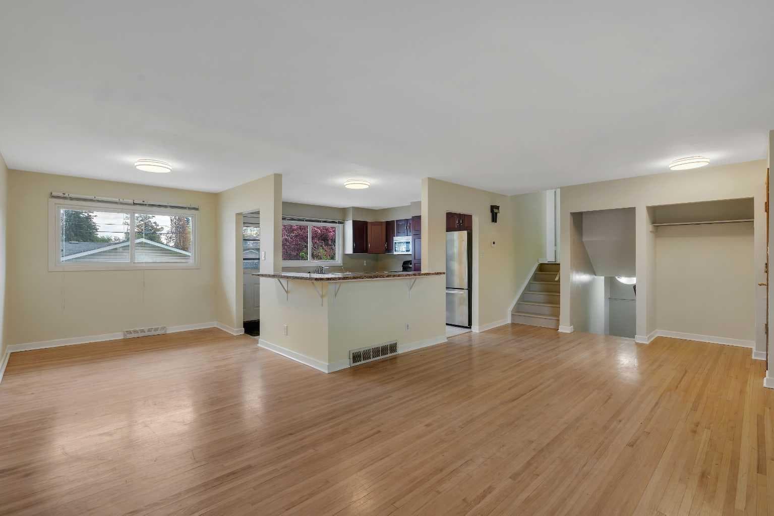 8432 Elbow Drive SW — photo 4