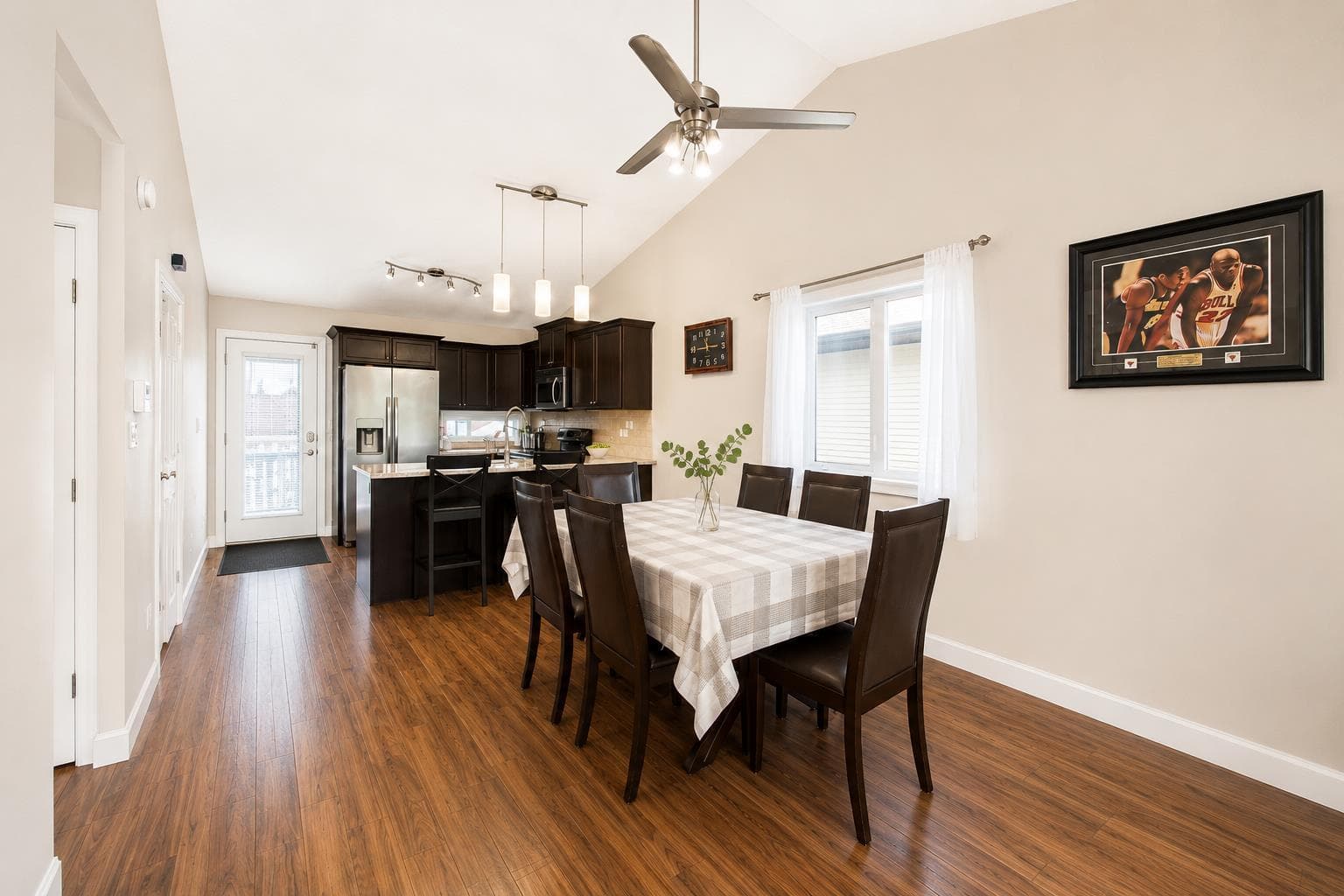 336 Kingston Drive — photo 5