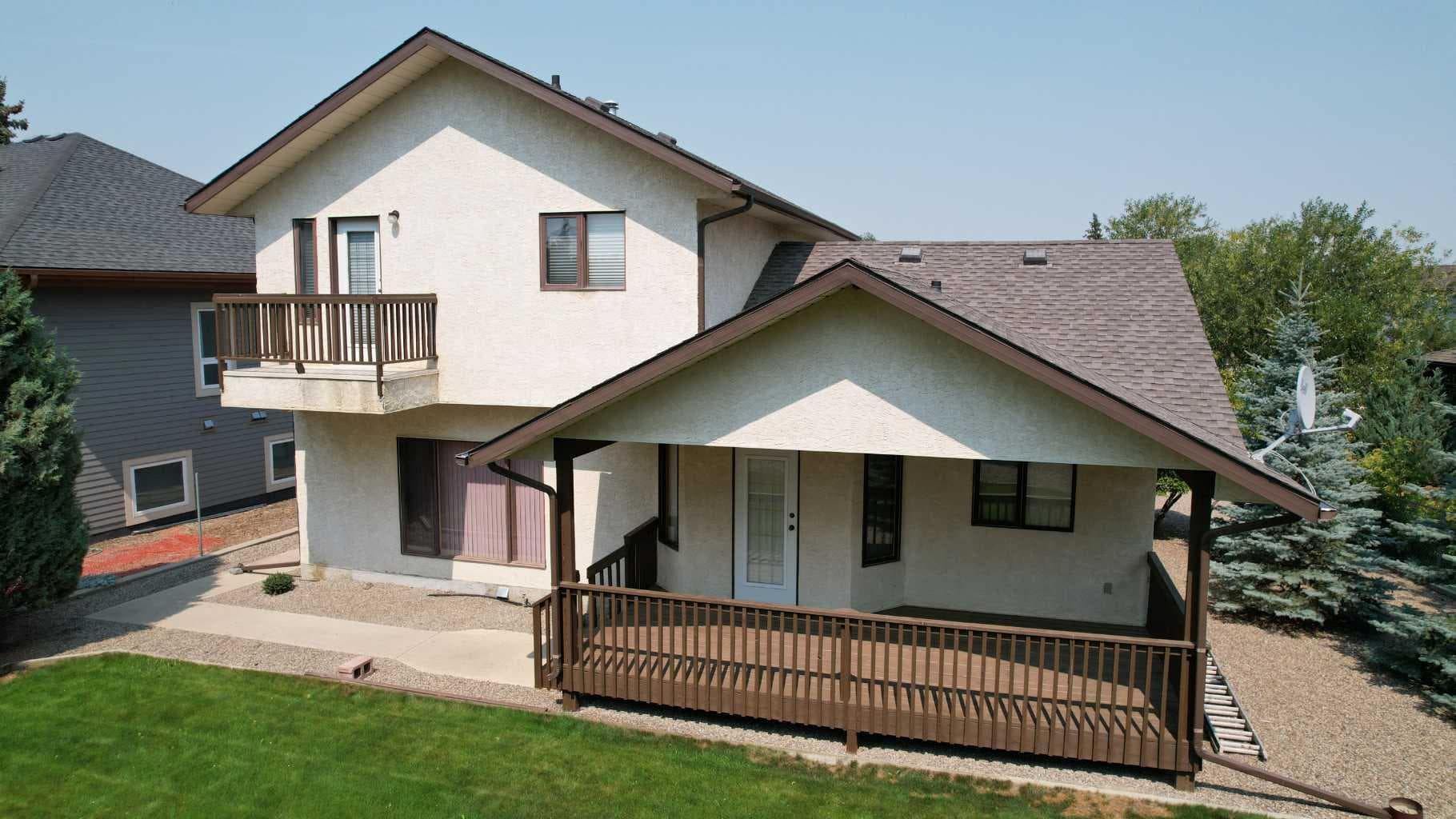 241 Fairway Drive — photo 2