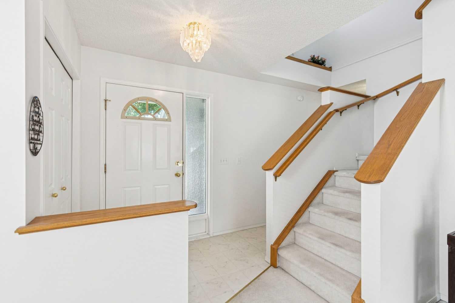 10521 Hidden Valley Drive NW — photo 3