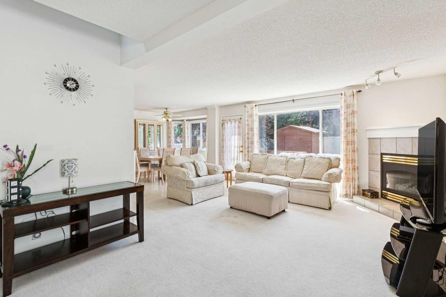 10521 Hidden Valley Drive NW — photo 5