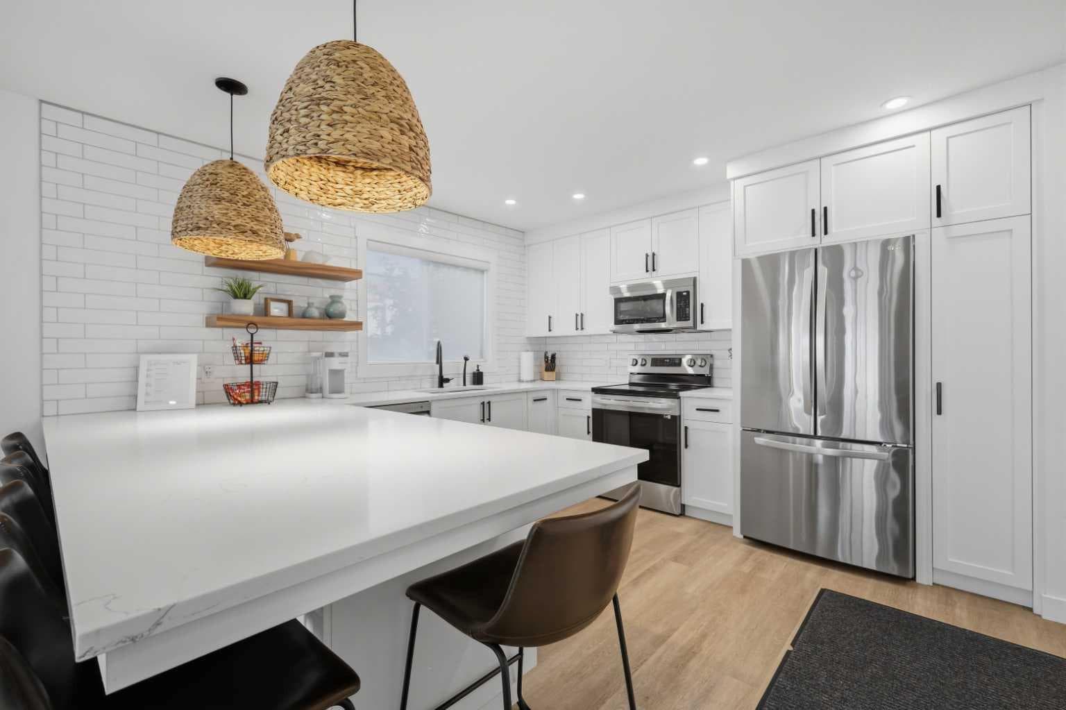 #2, 4415 Lakeshore Drive — photo 4