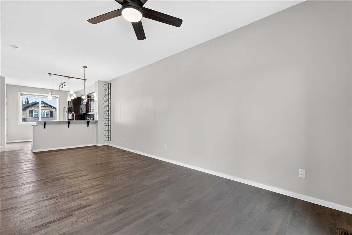 77 Kinlea Way NW — photo 5