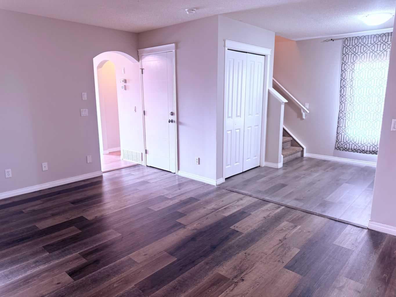 952 Taradale Drive NE — photo 4