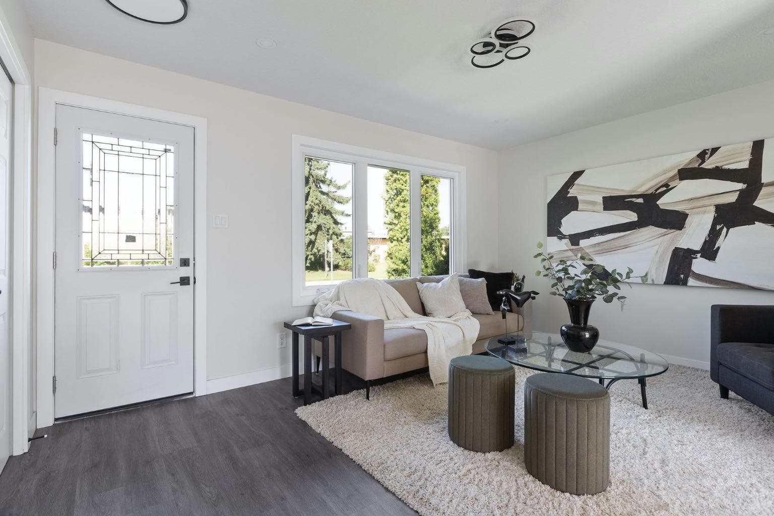 9608 5 Street SE — photo 3