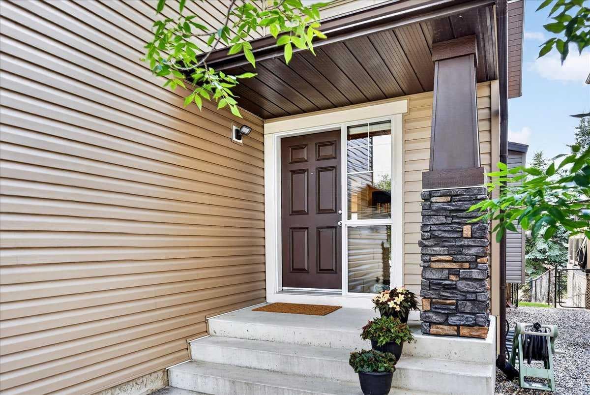 277 Evermeadow Avenue SW — photo 4