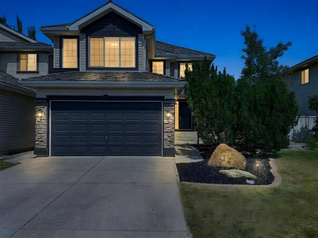141 Douglas Glen Manor SE — photo 2