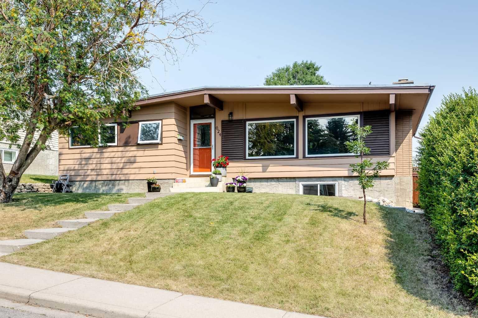 624 Sherman Avenue SW — photo 2