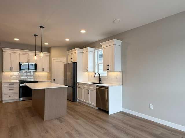 85 Gray Close — photo 3
