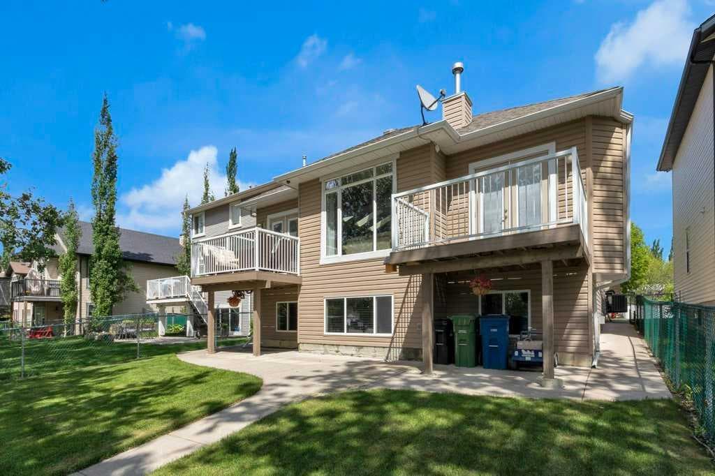 9 Tanner Close SE — photo 2