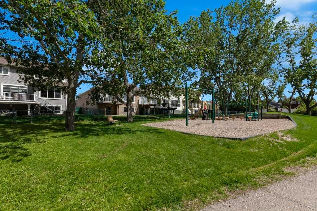 9 Tanner Close SE — photo 3