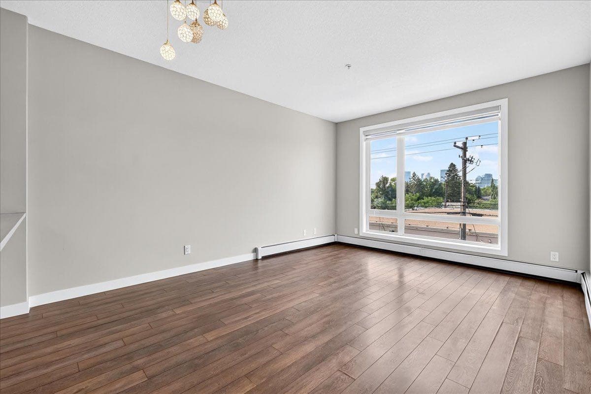 304, 607 17 Avenue NW — photo 4