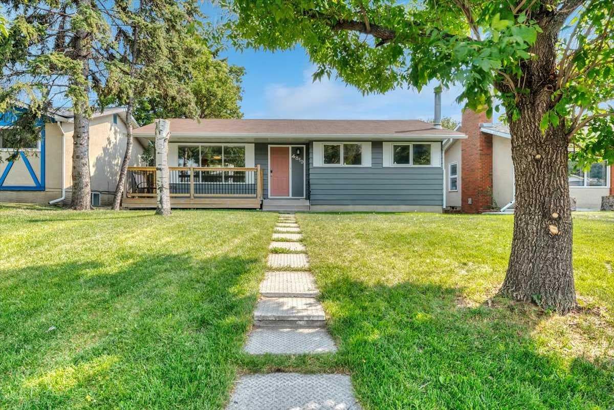 4819 Memorial Drive SE — photo 2