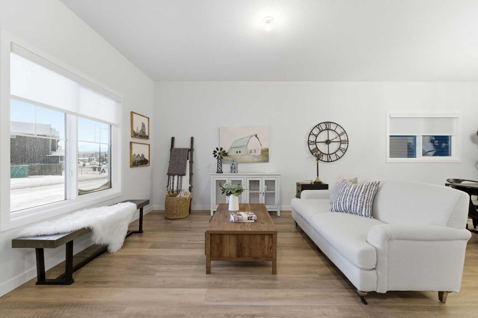 994 Chinook Winds Meadow SW — photo 1