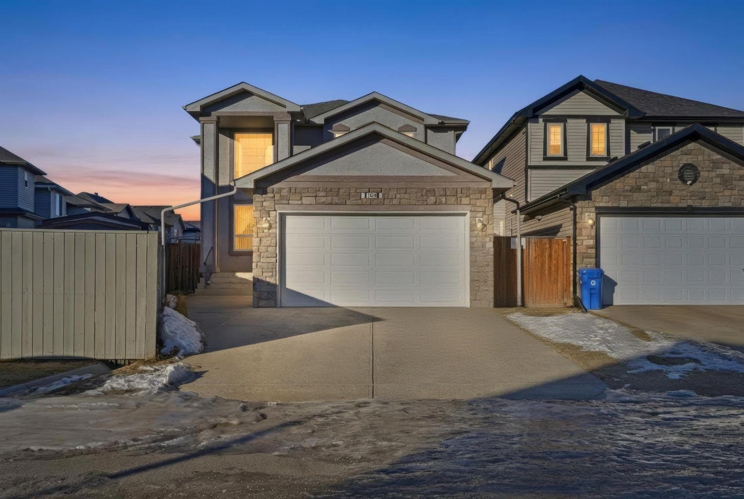 104 Taralake Common NE — photo 1