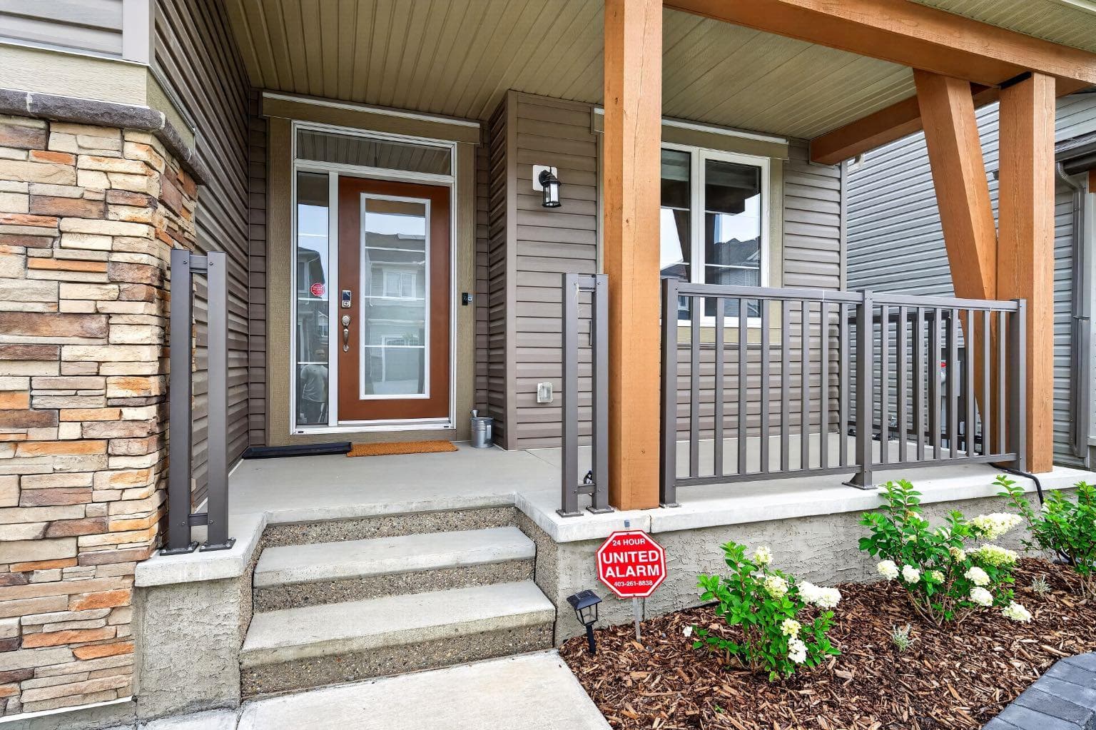 155 Carringford View NW — photo 4