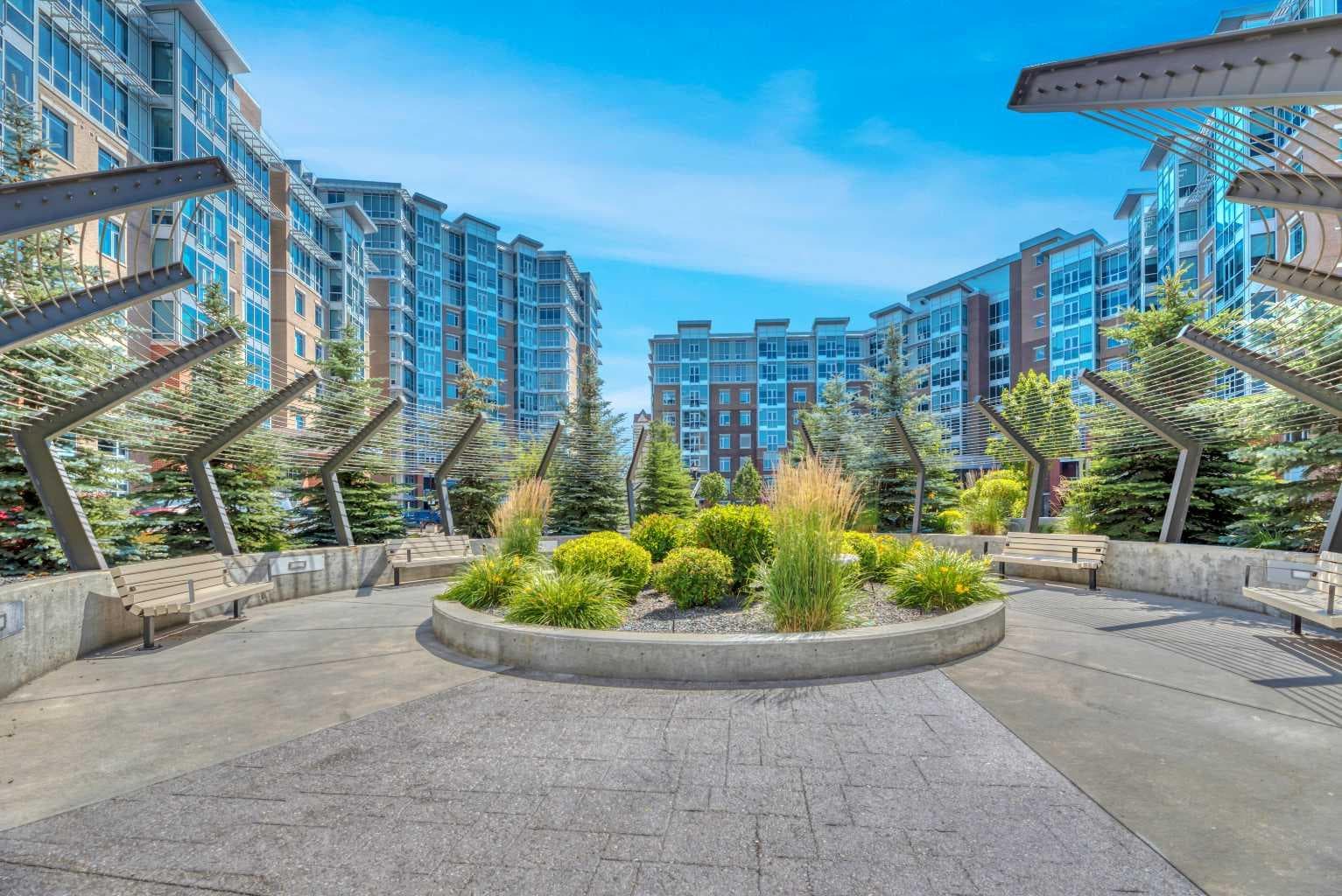 1103, 16 Varsity Estates Circle NW — photo 3