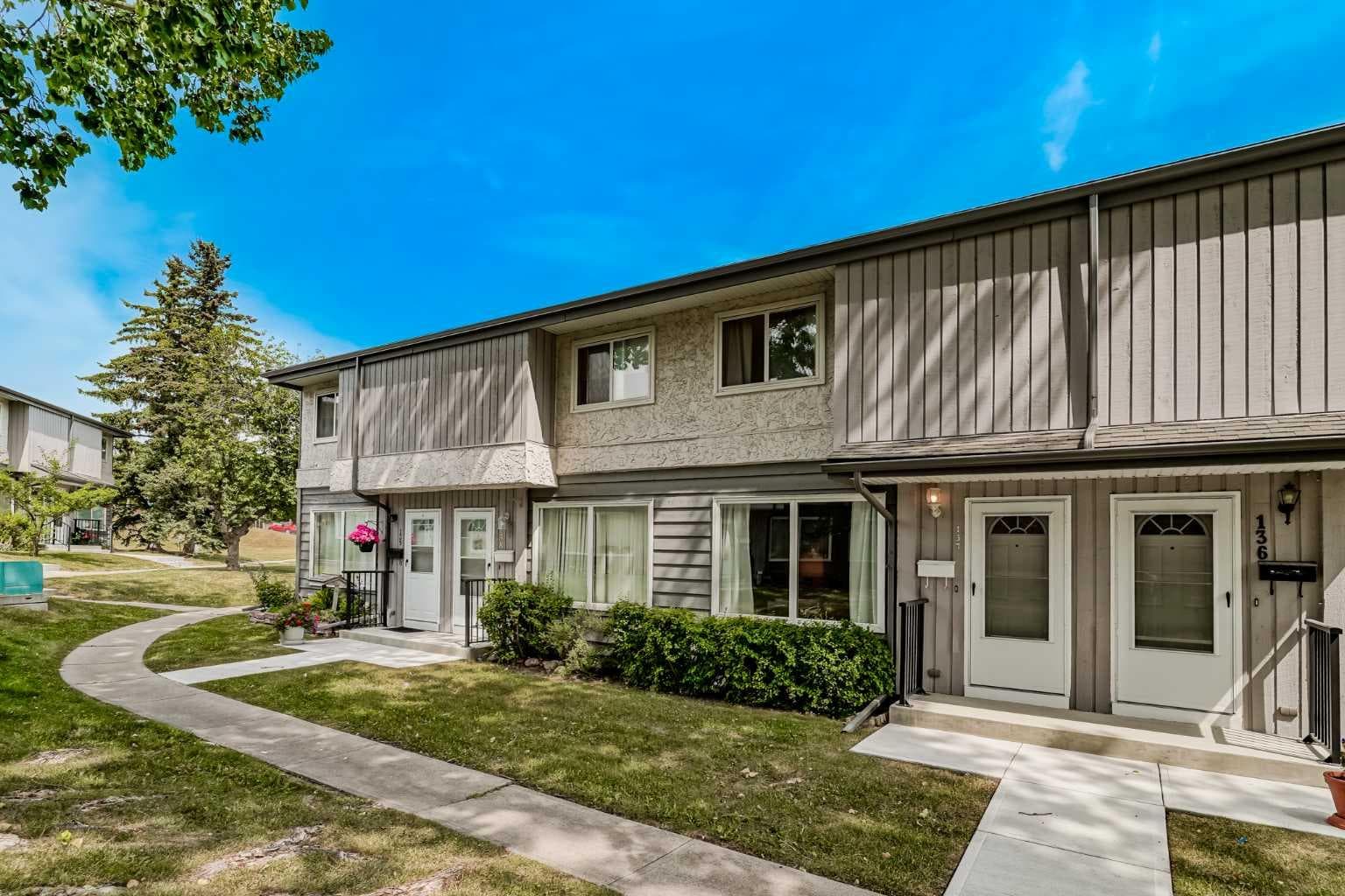 137, 999 Canyon Meadows Drive SW — photo 3