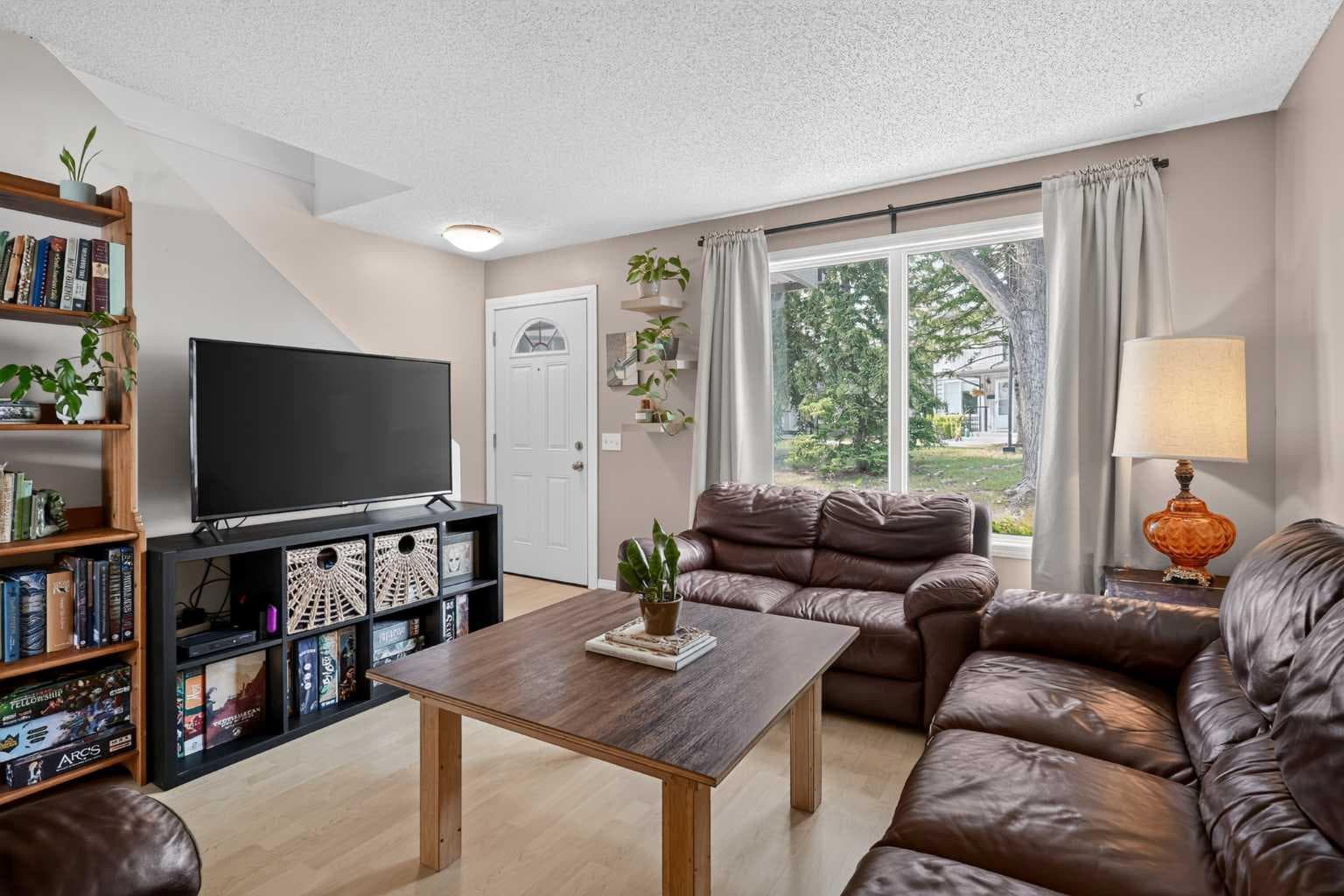137, 999 Canyon Meadows Drive SW — photo 4