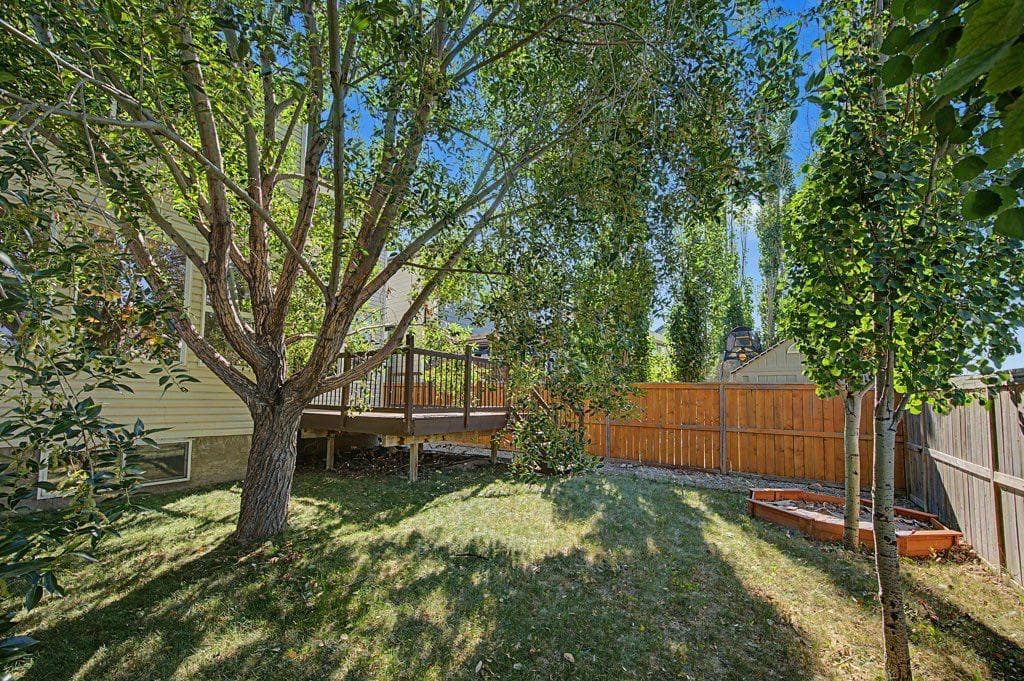 64 Copperpond Terrace SE — photo 3