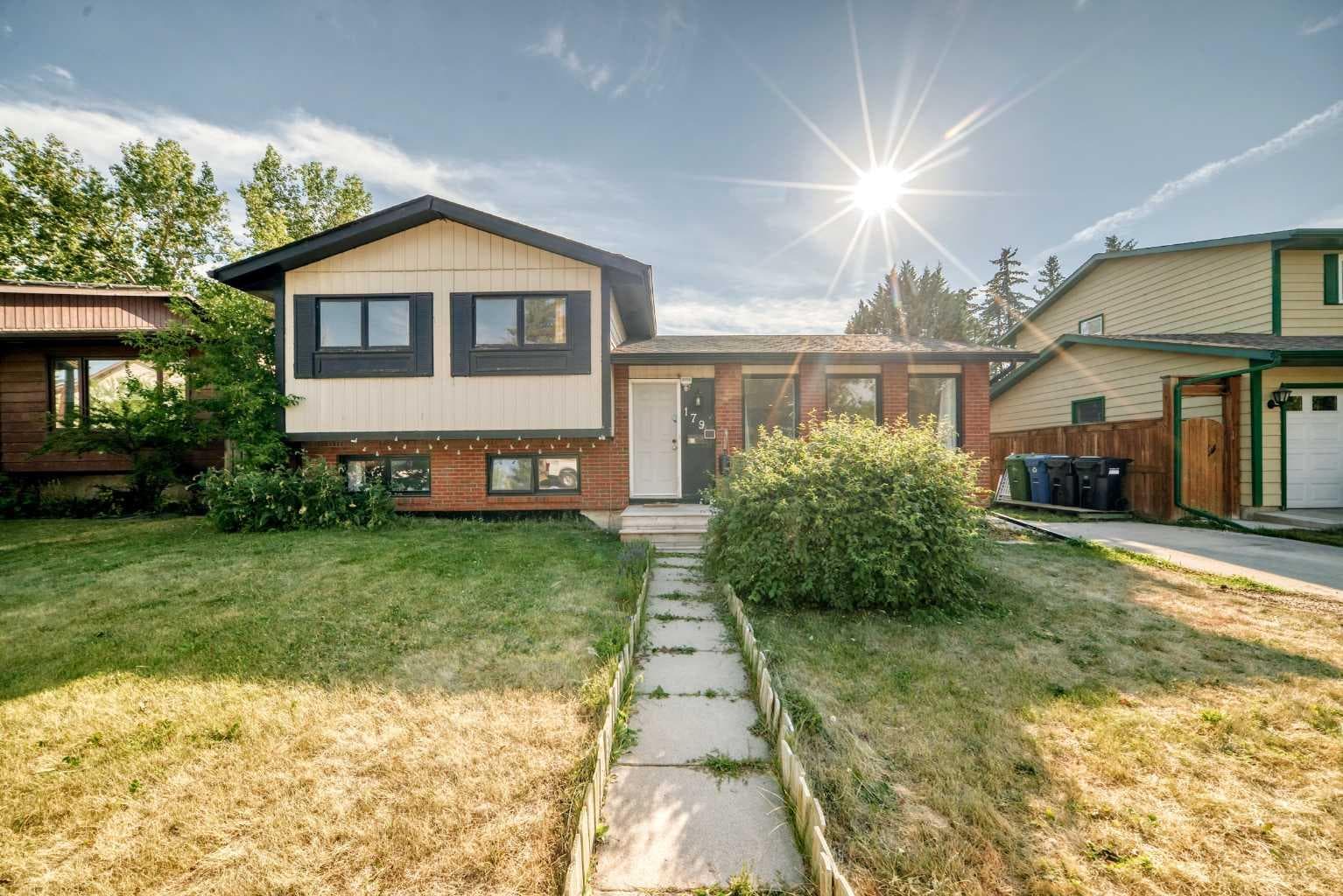 179 Deer Ridge Way SE — photo 1