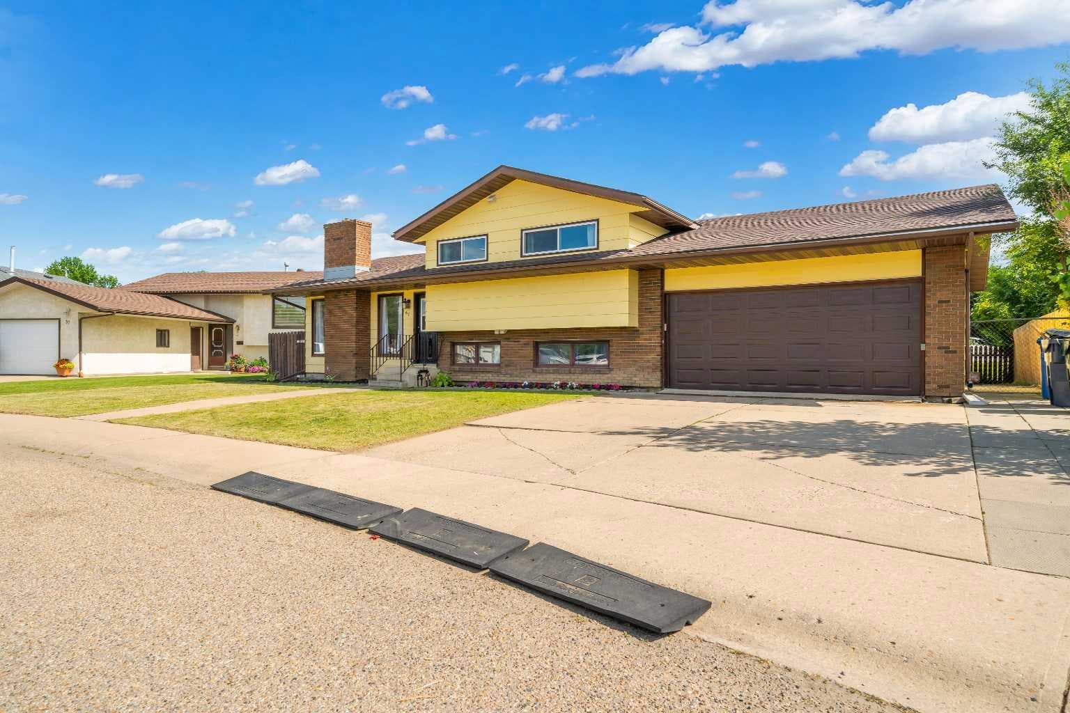 61 Rossmere Way SE — photo 3