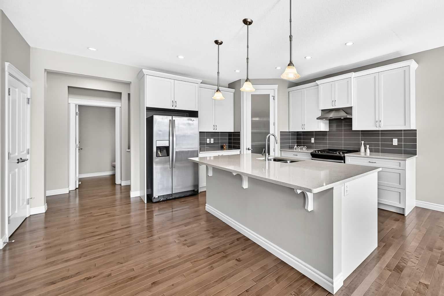 82 Nolanhurst Rise NW — photo 5