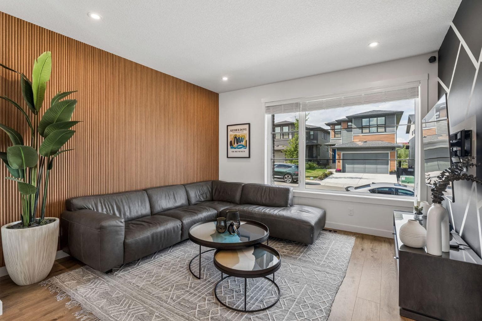 125 Rochester Way NW — photo 3