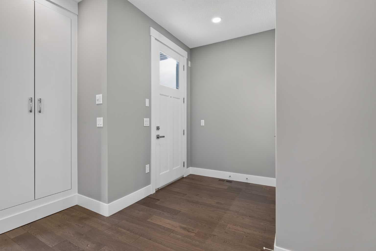 3318 Centre B Street NW — photo 5