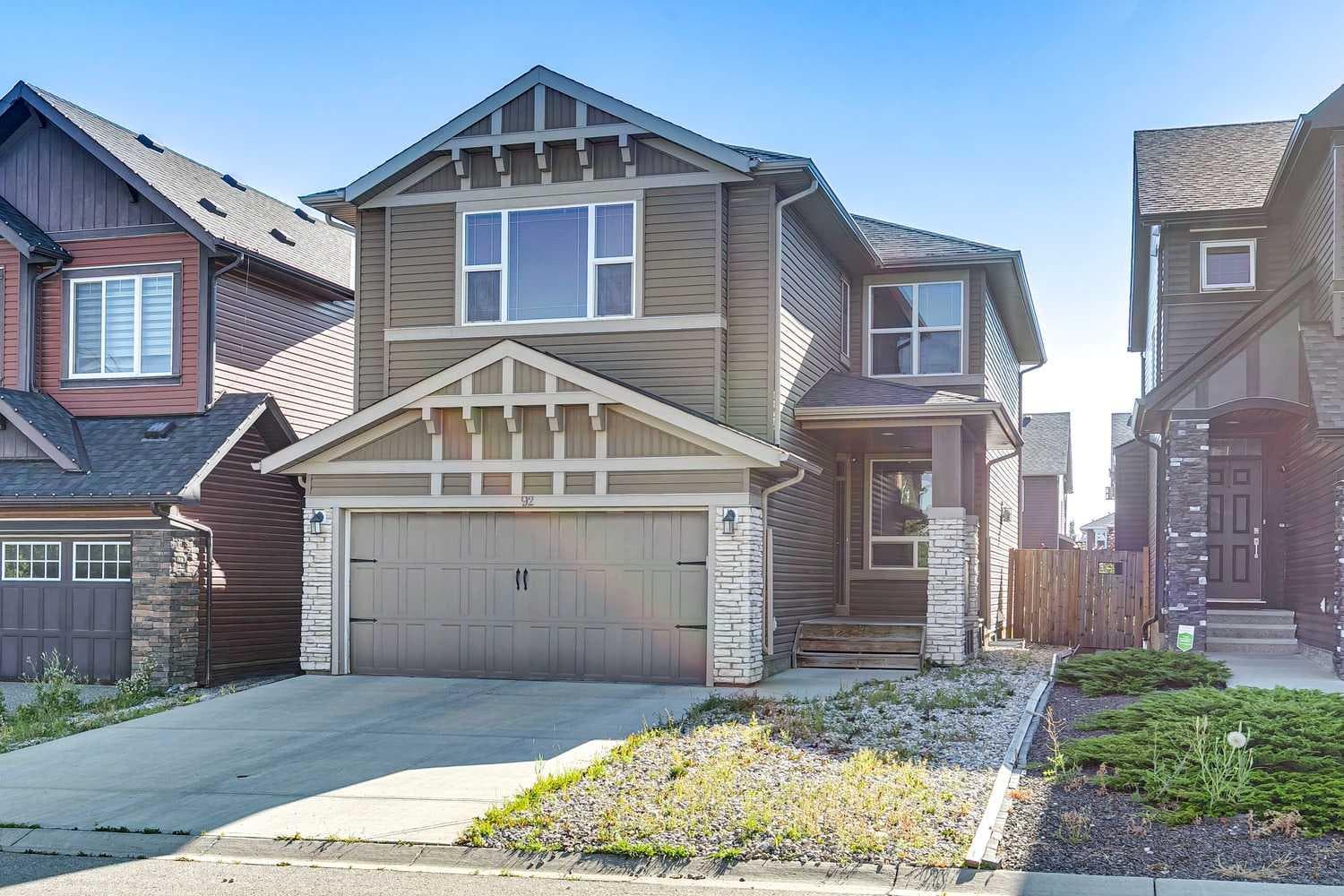 92 Cougar Ridge Close SW — photo 2