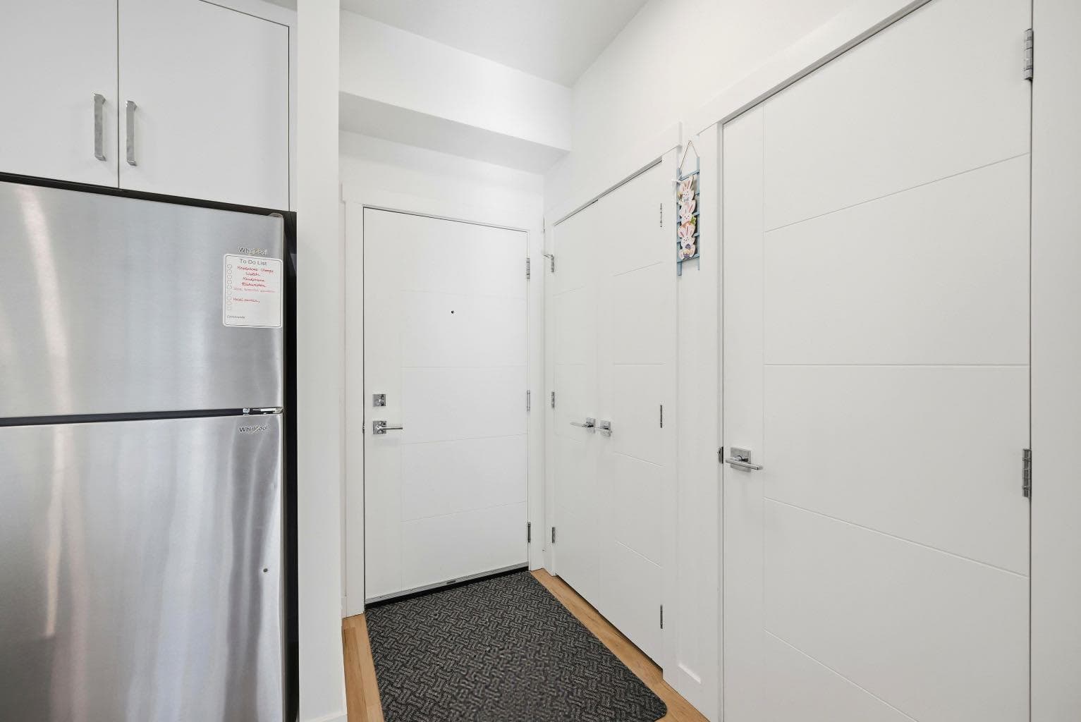 2216, 151 Skyview Bay NE — photo 3