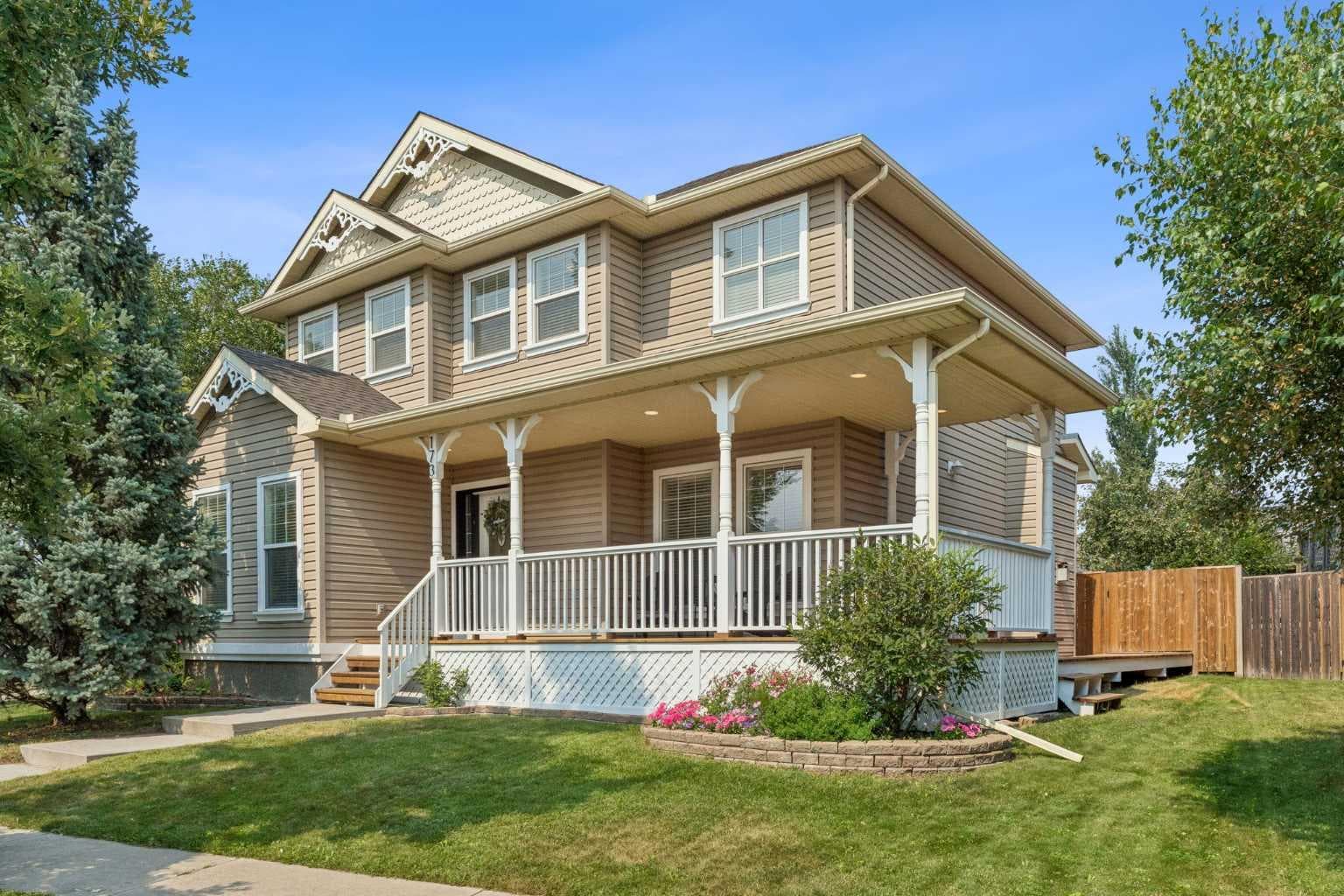 173 Prestwick Estate Way SE — photo 1