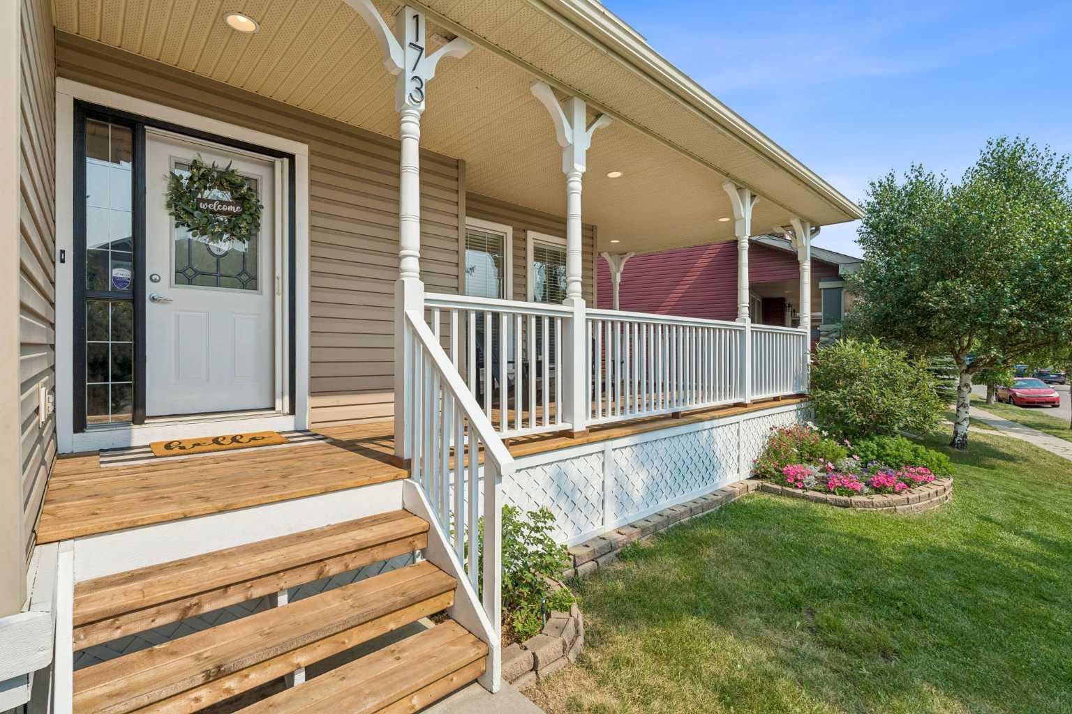173 Prestwick Estate Way SE — photo 2