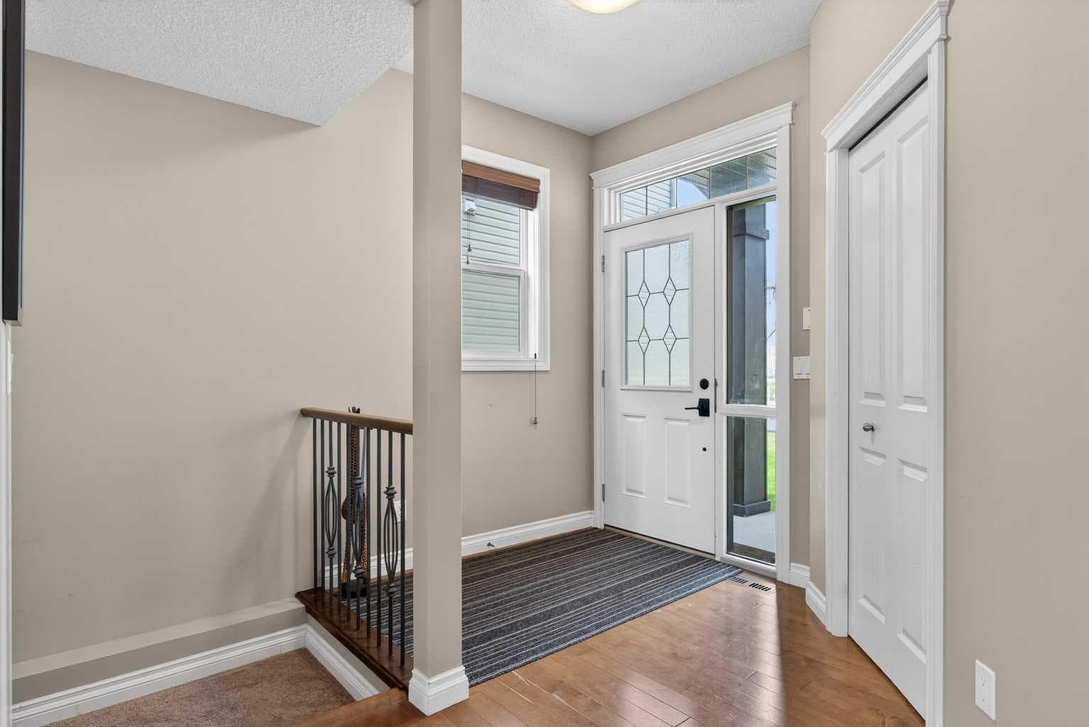 159 Sherwood Crescent NW — photo 5