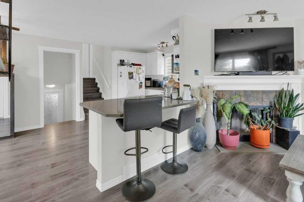 171 Erin Mount Place SE — photo 5