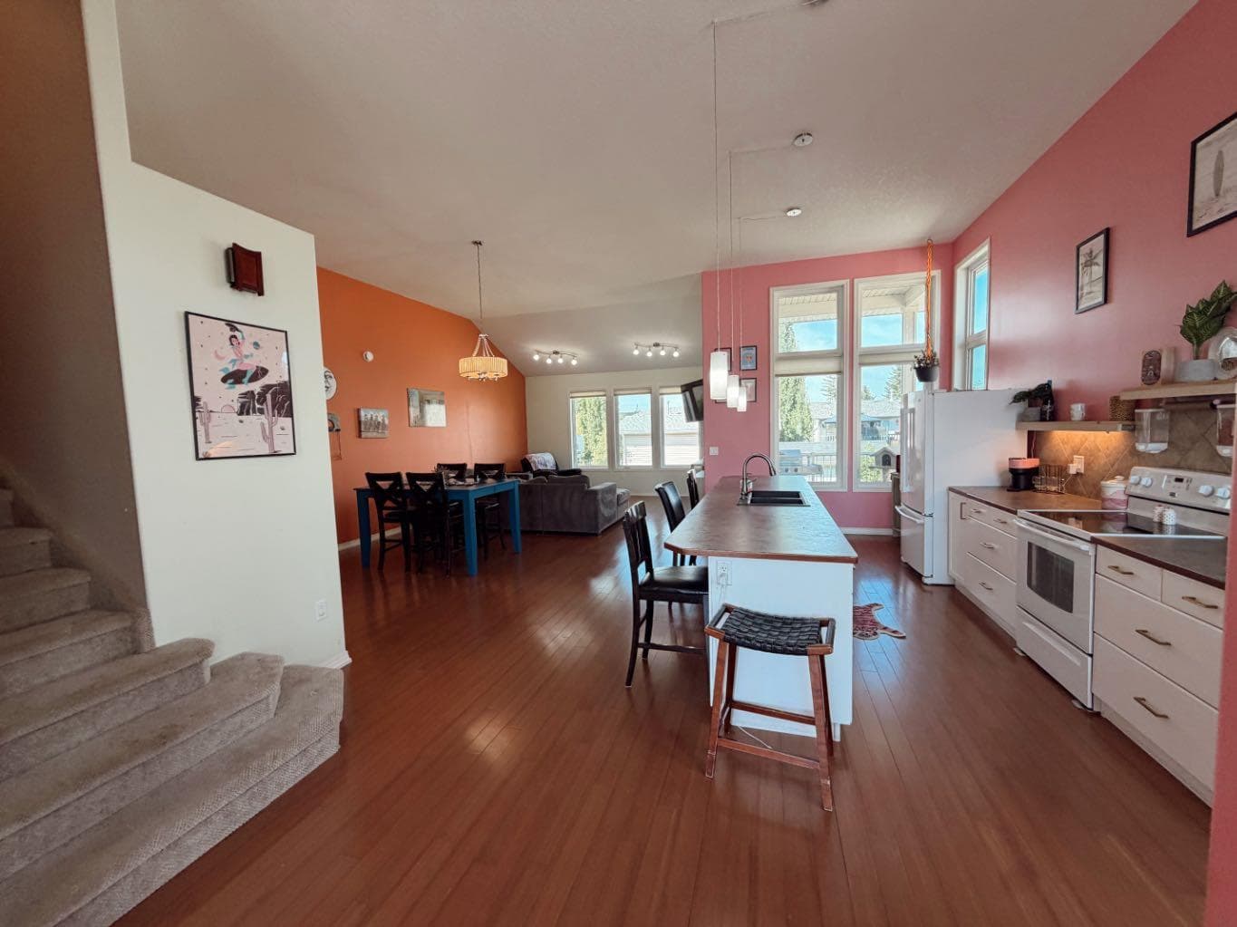 1016 2 Street NE — photo 4