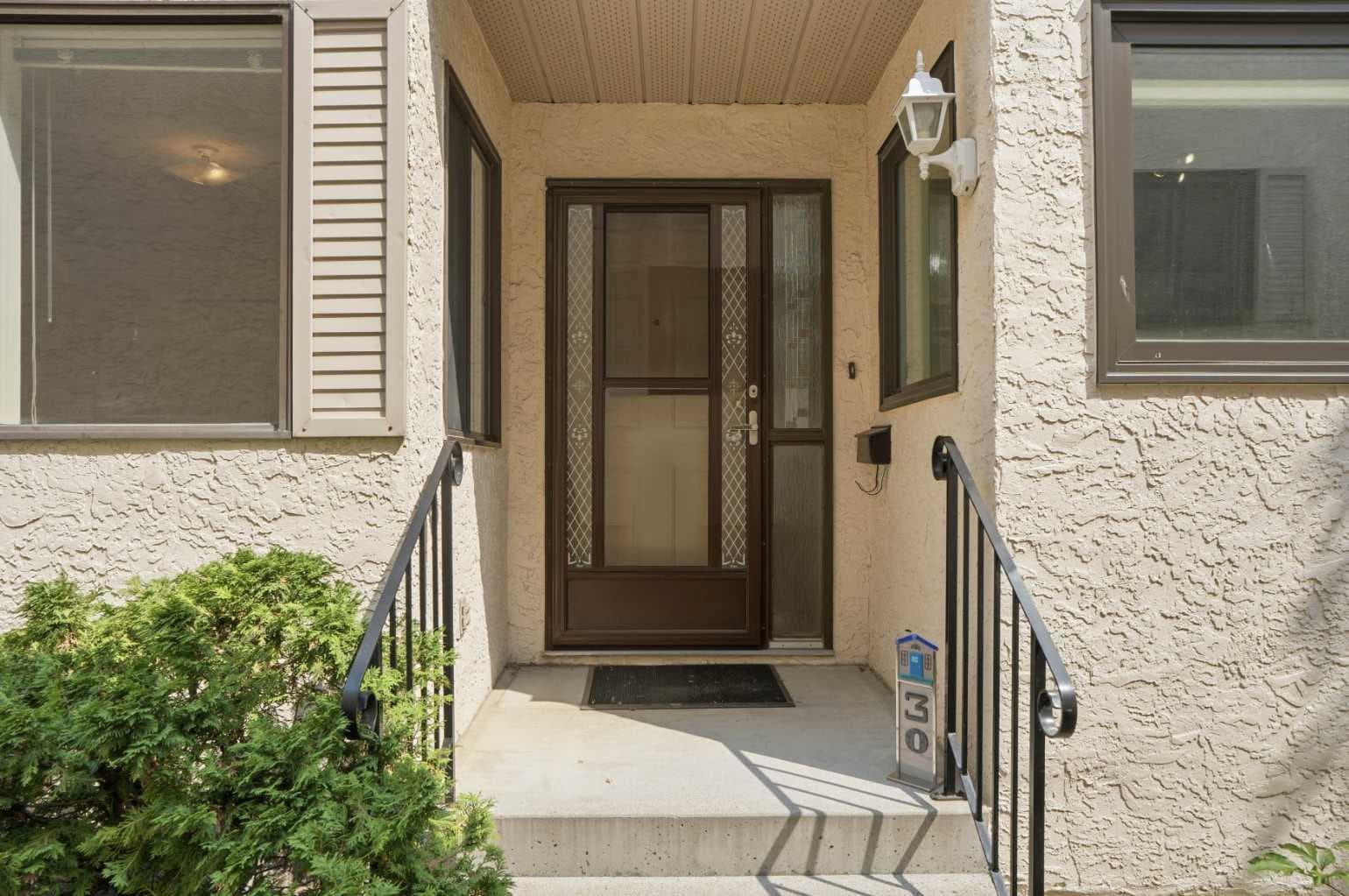 30 Sandarac Circle NW — photo 2