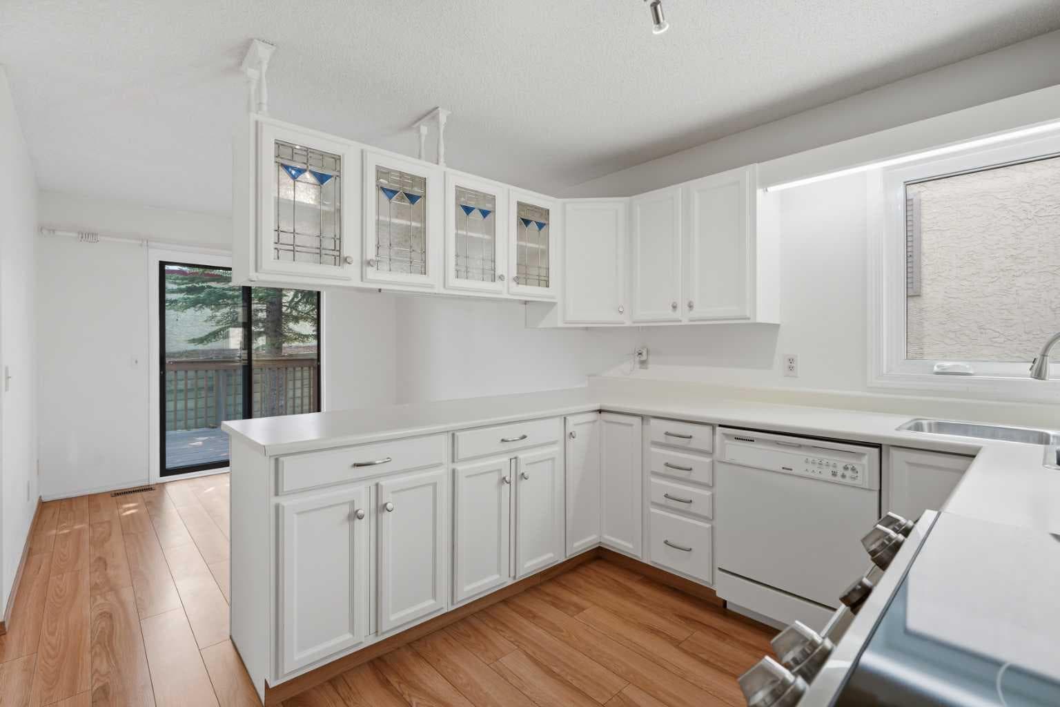 30 Sandarac Circle NW — photo 5