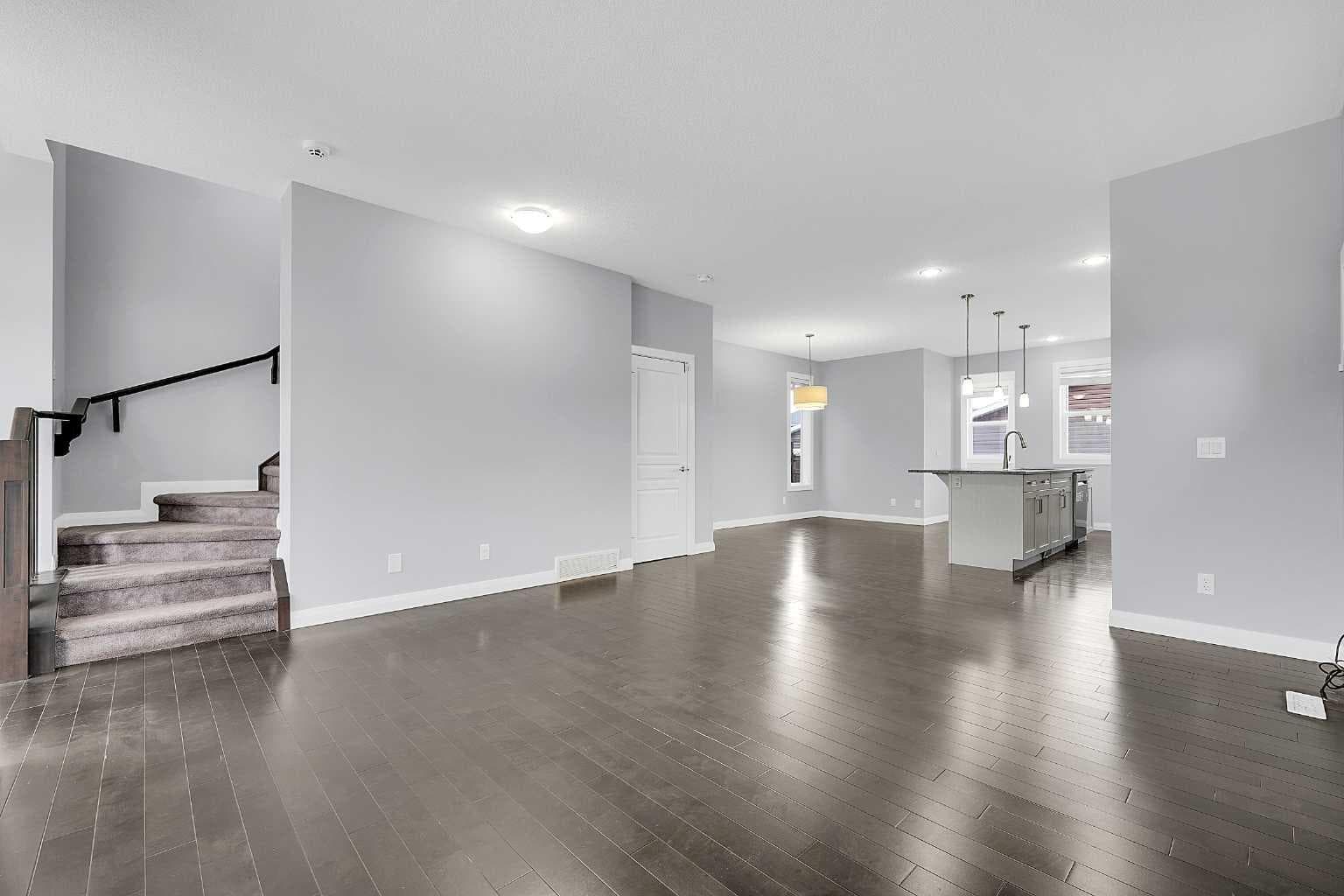 95 Redstone Park NE — photo 5