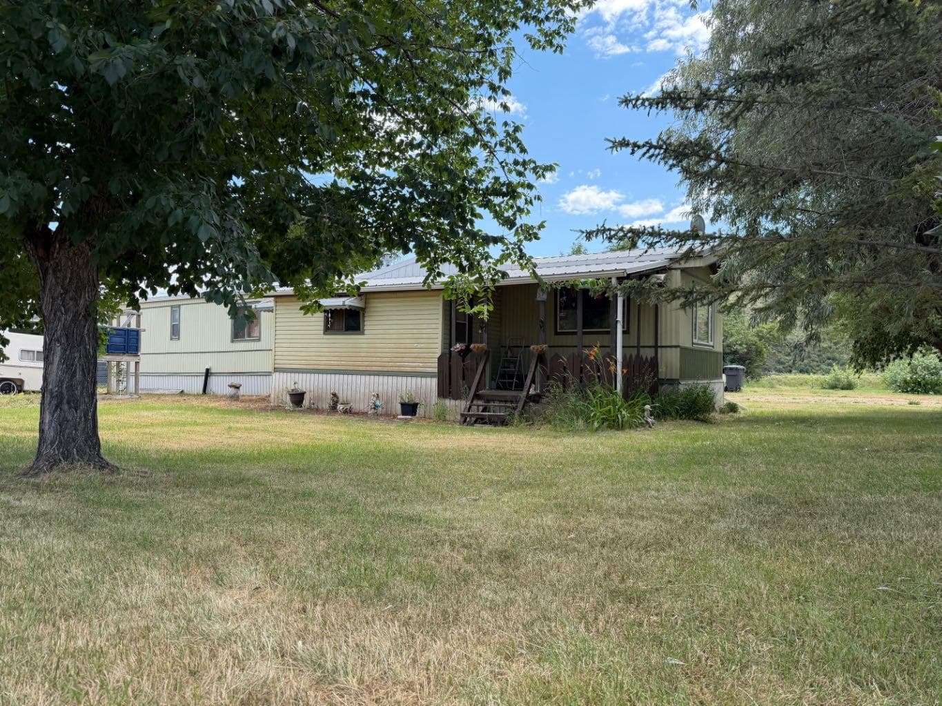 171 2 Avenue — photo 1