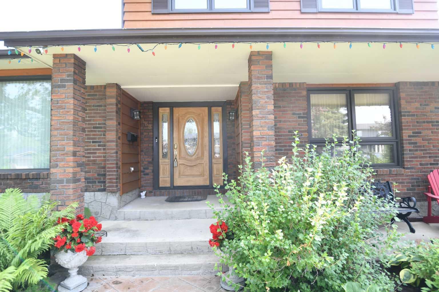 168 Templewood Drive NE — photo 3