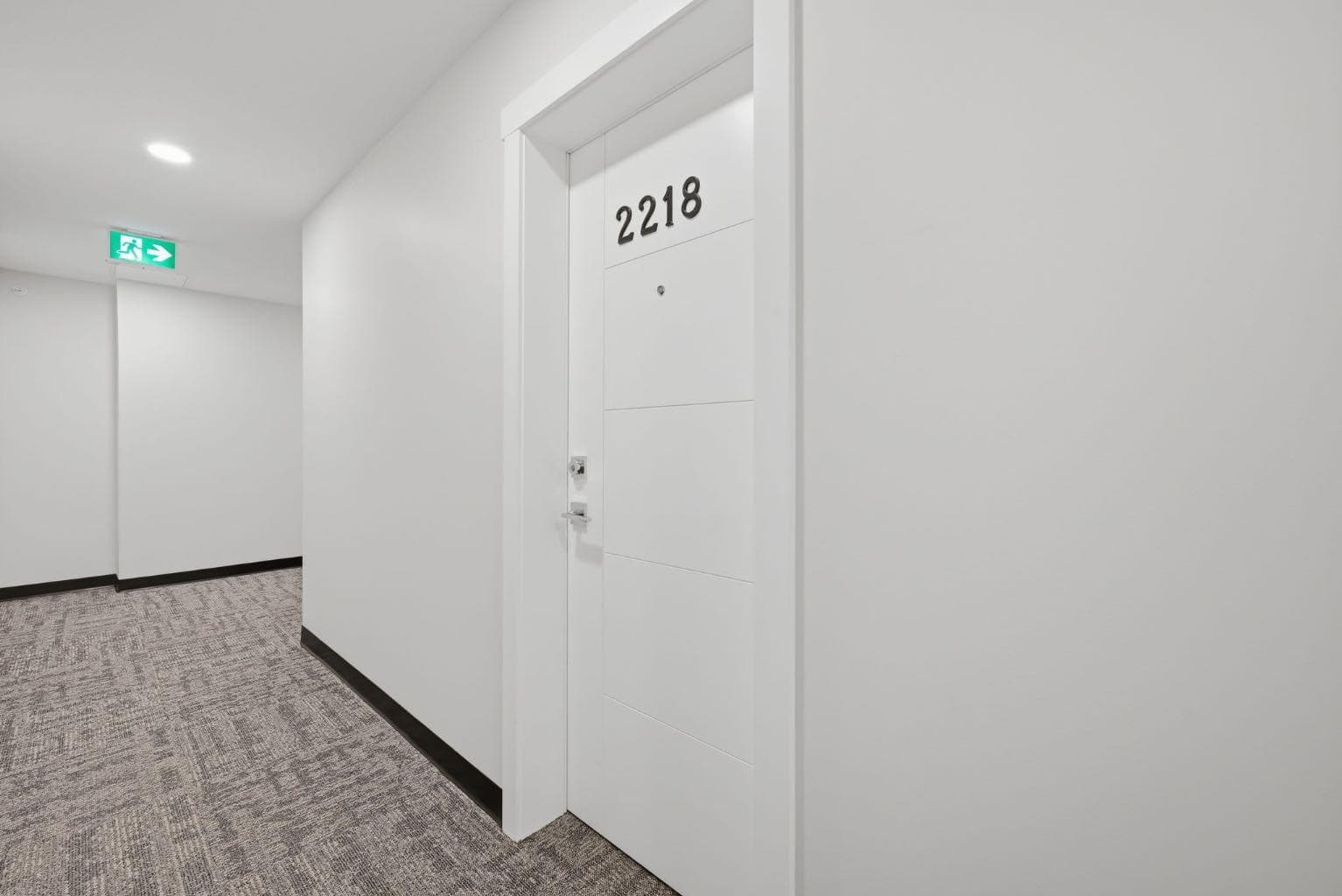 2218, 151 Skyview Bay NE — photo 4