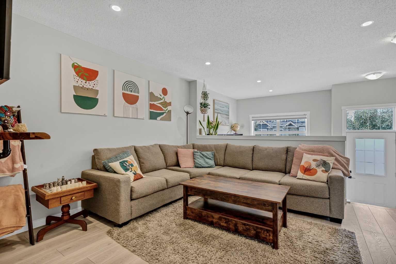 162 Chinook Gate Boulevard SW — photo 4